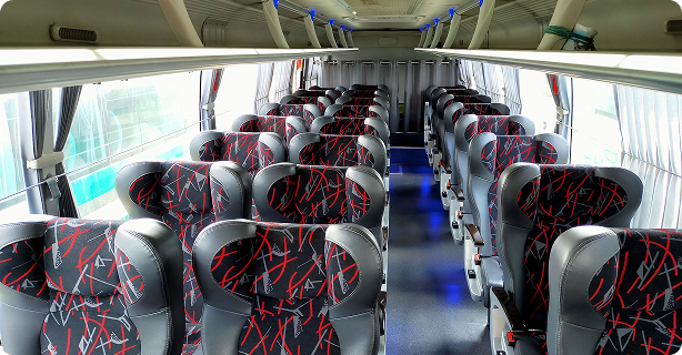 plusliner-executive-busT30-seater-front