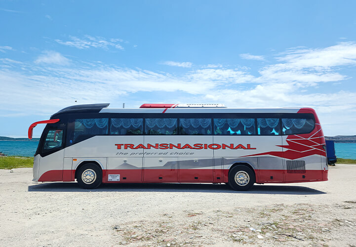 transnasional-bus-kl-melaka-exterior